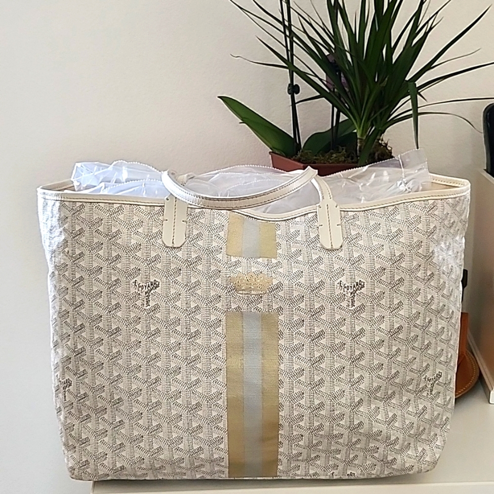 EUC Goyard St. Louis PM White